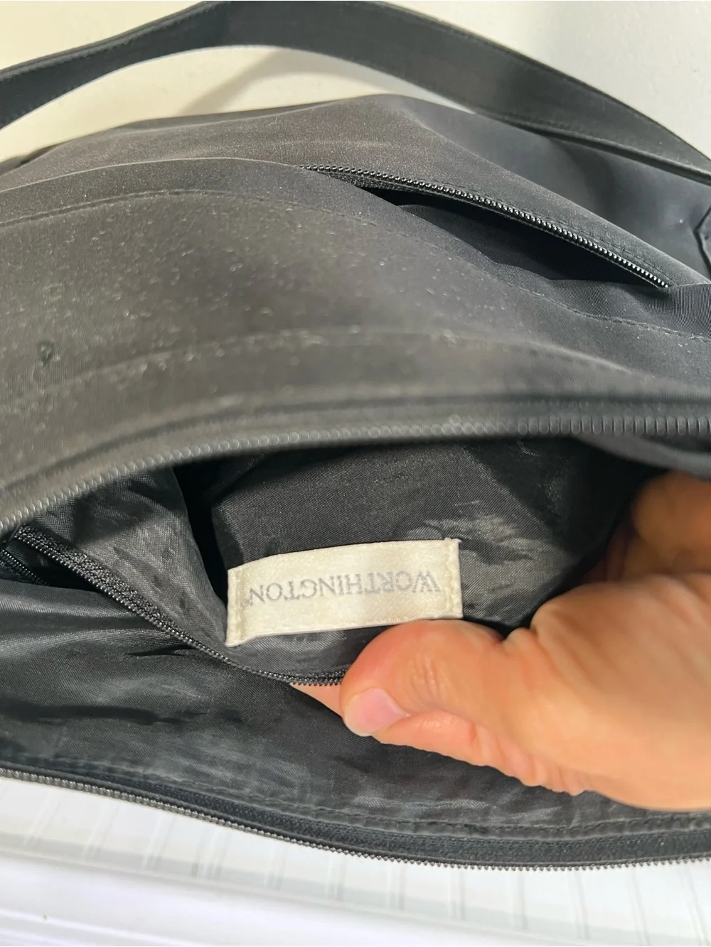 Black Women’s Shoulder Bag - Unbranded